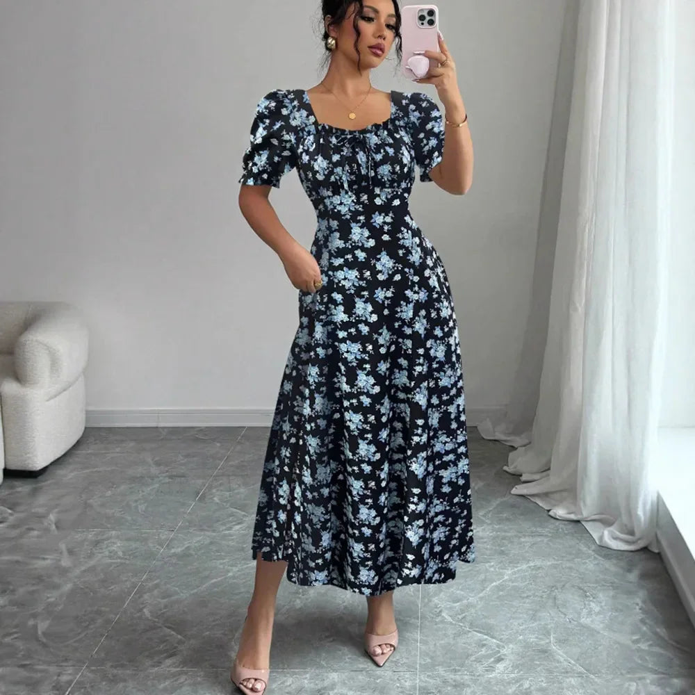 Vestido Camponesa Europeia™ em Algodão com Corte Evasê
