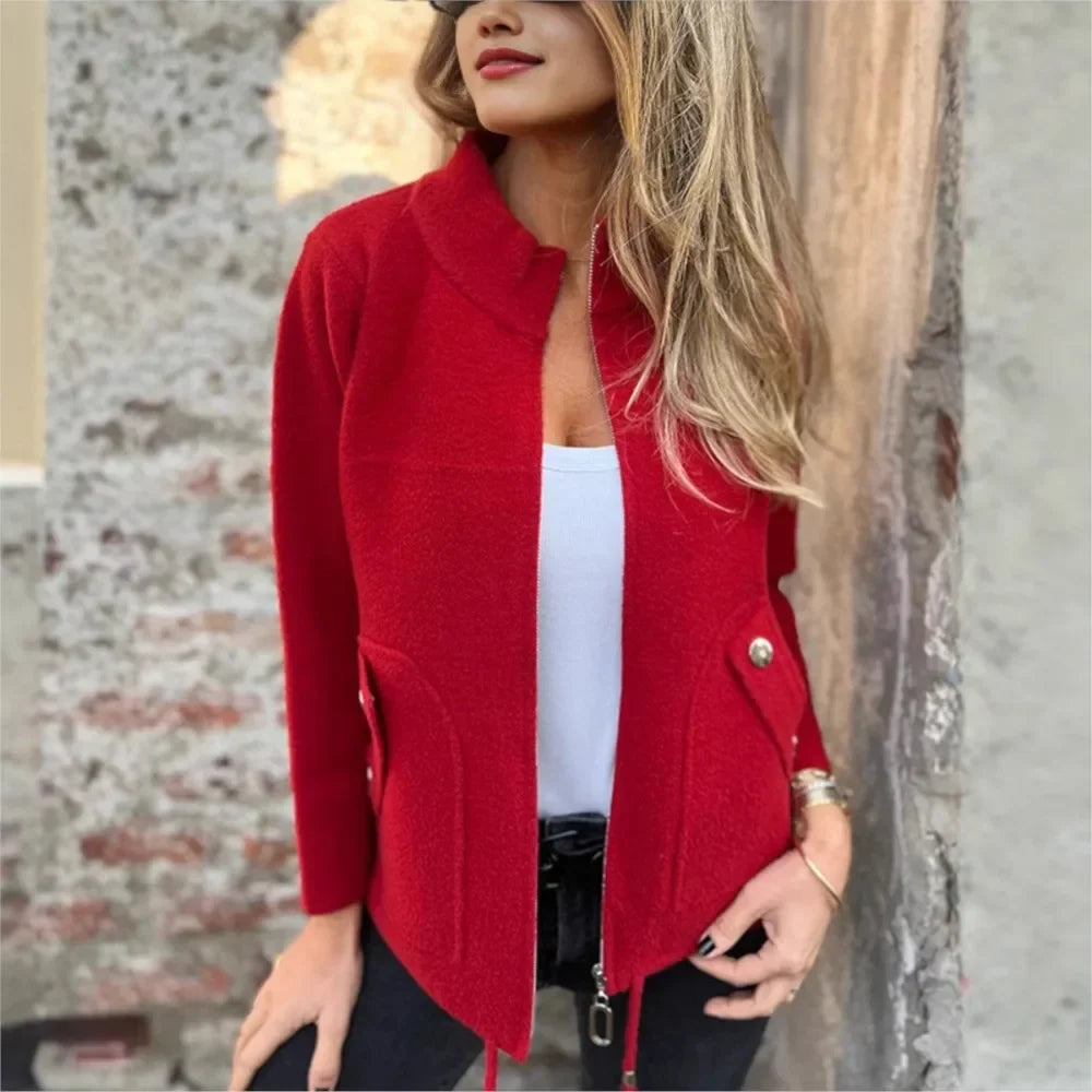 Jaqueta Donna Rebeca™ com Gola Alta e Bolsos Elegantes