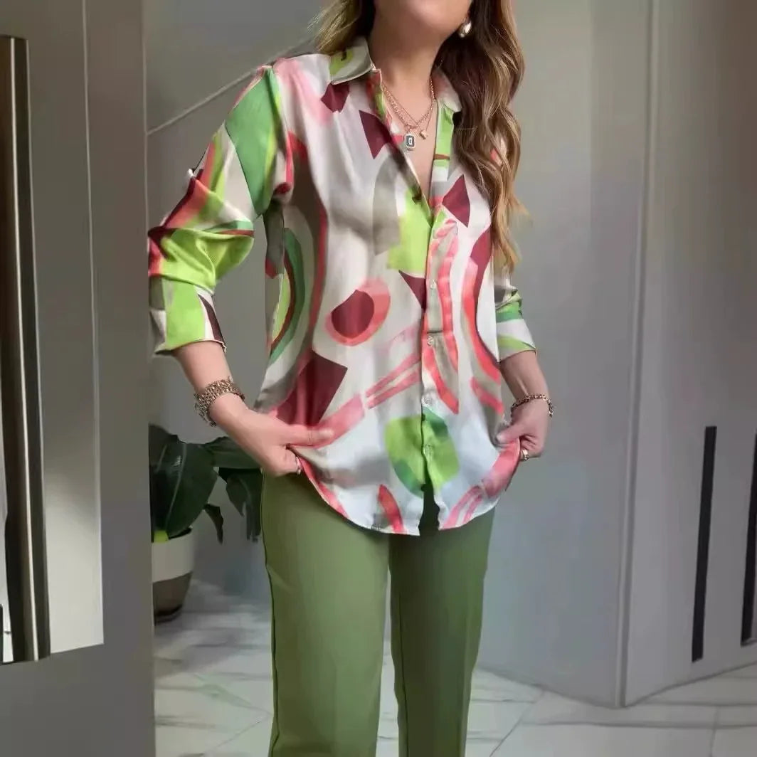 Conjunto Sálvia Élégance™ com Camisa Acetinada e Calça de Alfaiataria