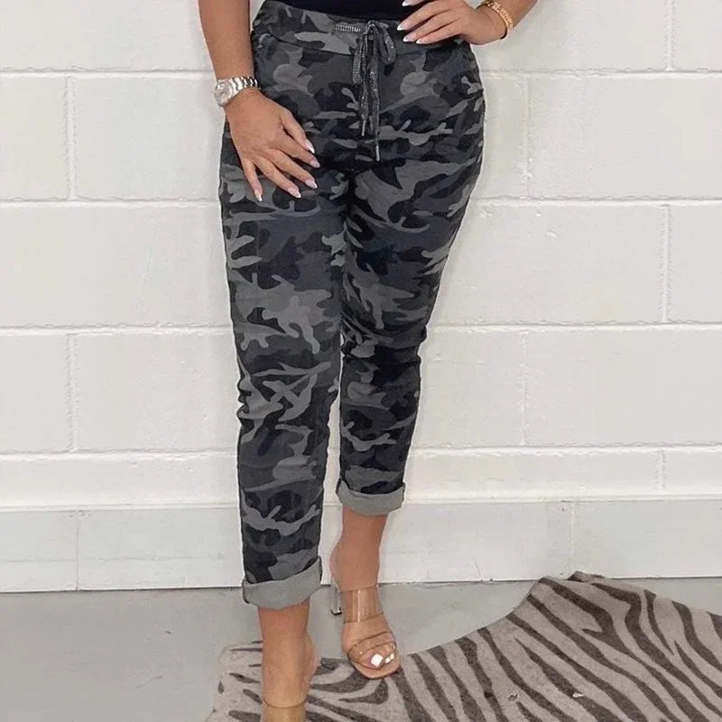 Calça Olivia Jungle™ em Moletom Confortável e Modelagem Jogger