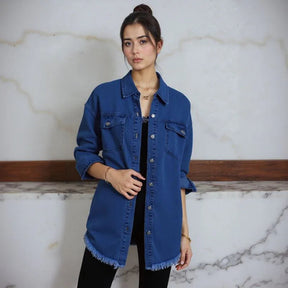 Jaqueta Jeans Dakota™ em Denim Premium e Barra Desfiada