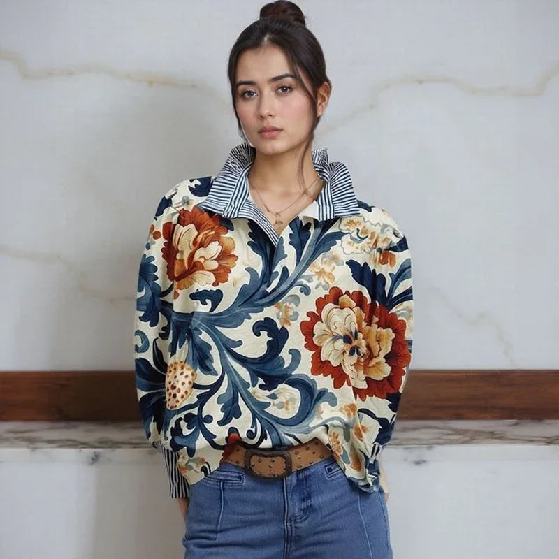 Blusa Toscana™ com Gola Camisaria Listrada e Estampa Barroca Floral