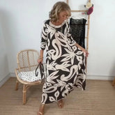 Vestido Mídi Longo Nerina™ com Estampa Floral Abstrata